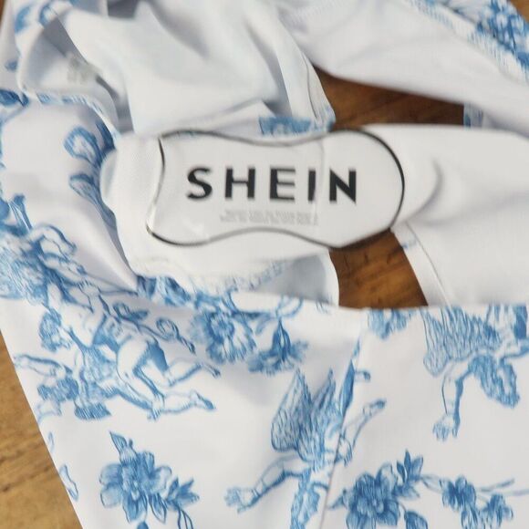 SHEIN BLUE & WHITE CHERUB & FLORAL DESIGN CHEEKY SWIM BOTTOMS SIZE 4XL NWOT - Picture 4 of 4